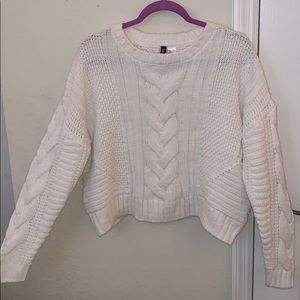 🤍White H&M Sweater🤍